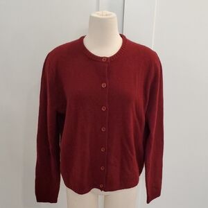 Zara women’s Burgundy Cardigan Sweater in hard to find Size XL like new 💯wool